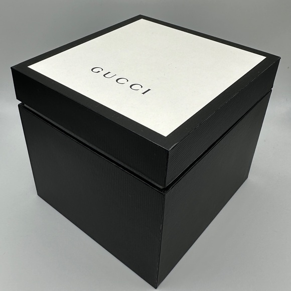 GUCCI Sync XXL Unisex Watch New - Picture 7 of 8